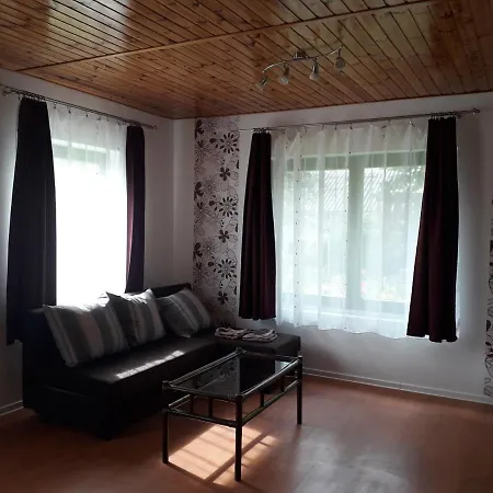Apartament Rozsas Apartman Tiszafüred